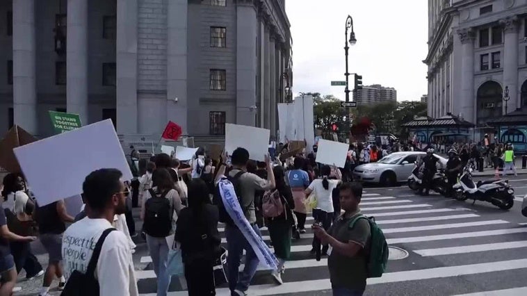 Jóvenes de Fridays for Future inician huelgas globales climáticas en Nueva York