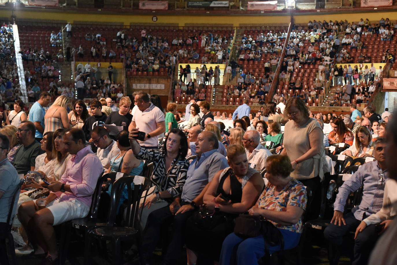 El &#039;Bis a bis&#039; multitudinario de Los Morancos en Córdoba, en imágenes