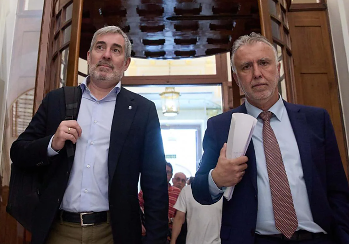 Clavijo y Torres a su llegada al Congreso el pasado mes de junio
