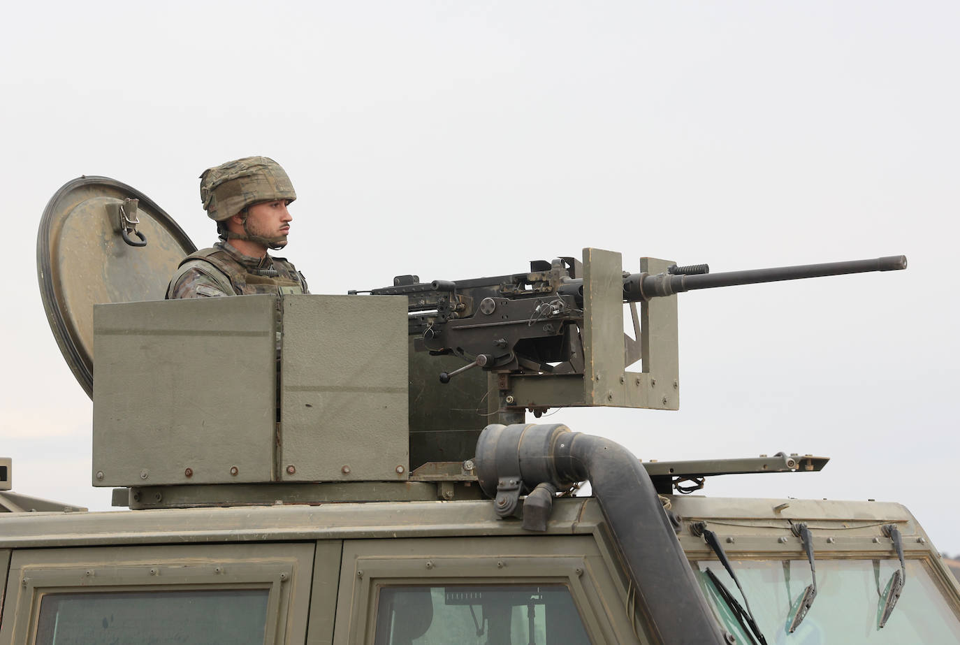 Fotos: Los militares de la BRI X se adiestran para sus misiones en el Líbano y Letonia