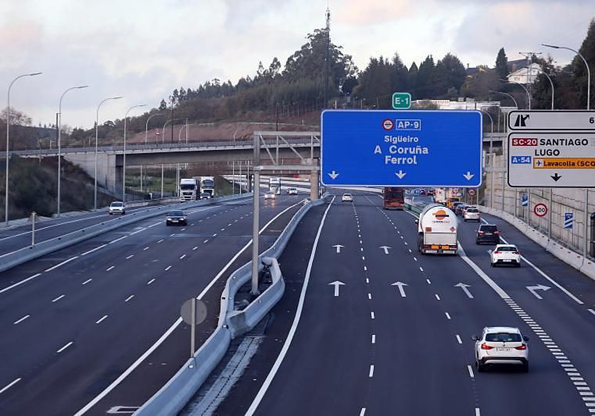 La autopista AP-9 a la altura de Santiago de Compostela en una imagen de archivo