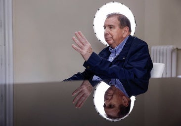 Abascal pospone su reunión con Edmundo González por enfermedad