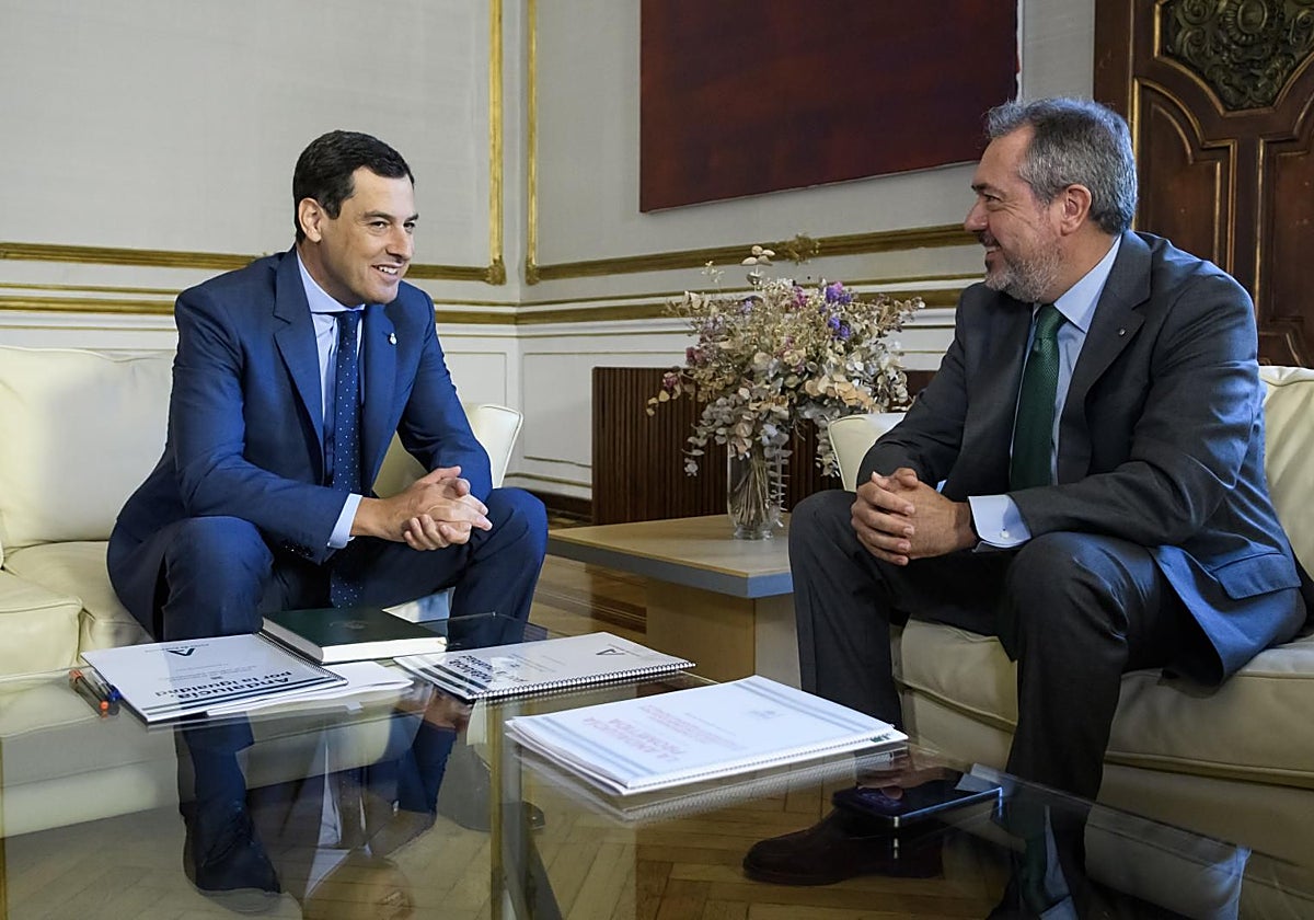 Reunión entre Juanma Moreno y Juan Espadas