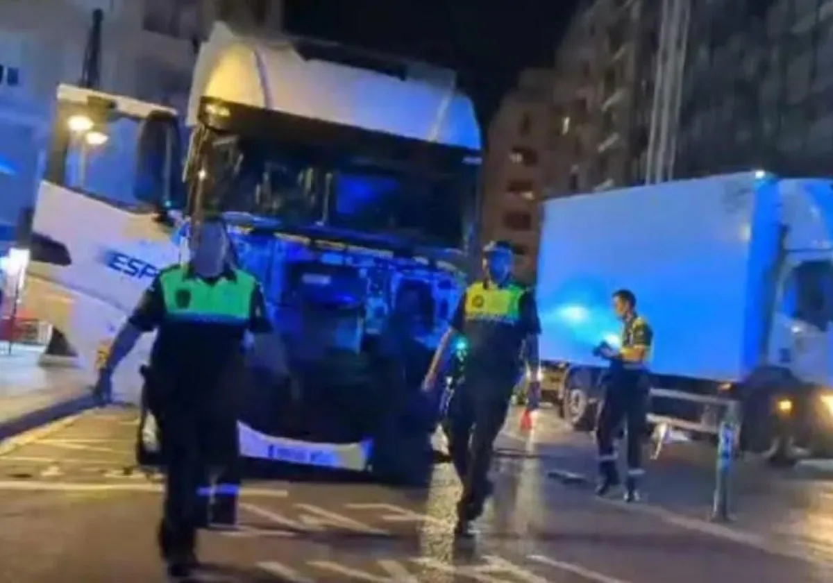 Imagen del camión que causó el pánico en el centro de Valencia este pasado miércoles