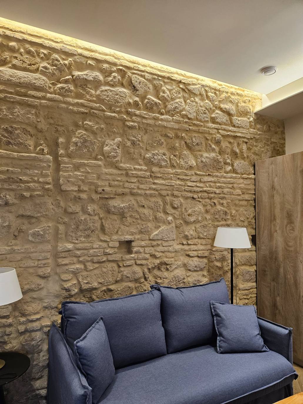 Fotos: los espectaculares nuevos apartamentos turísticos de la plaza del Potro