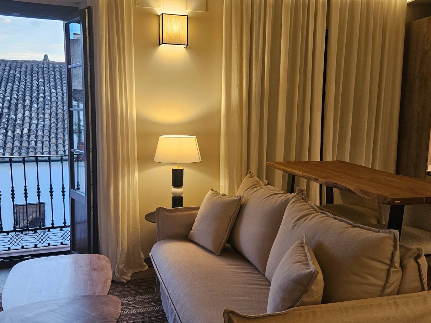 Fotos: los espectaculares nuevos apartamentos turísticos de la plaza del Potro