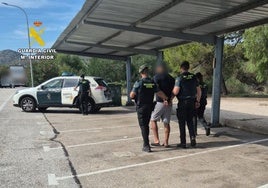 Descubren a un fugitivo de «alto valor» para la Interpol durante un control en un área de servicio de Alicante