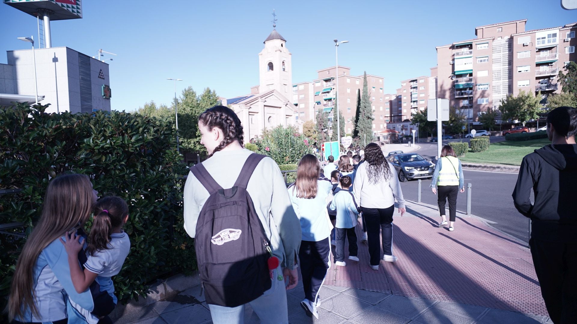 El colegio Tavera peregrina a la parroquia de Santa Teresa de Toledo