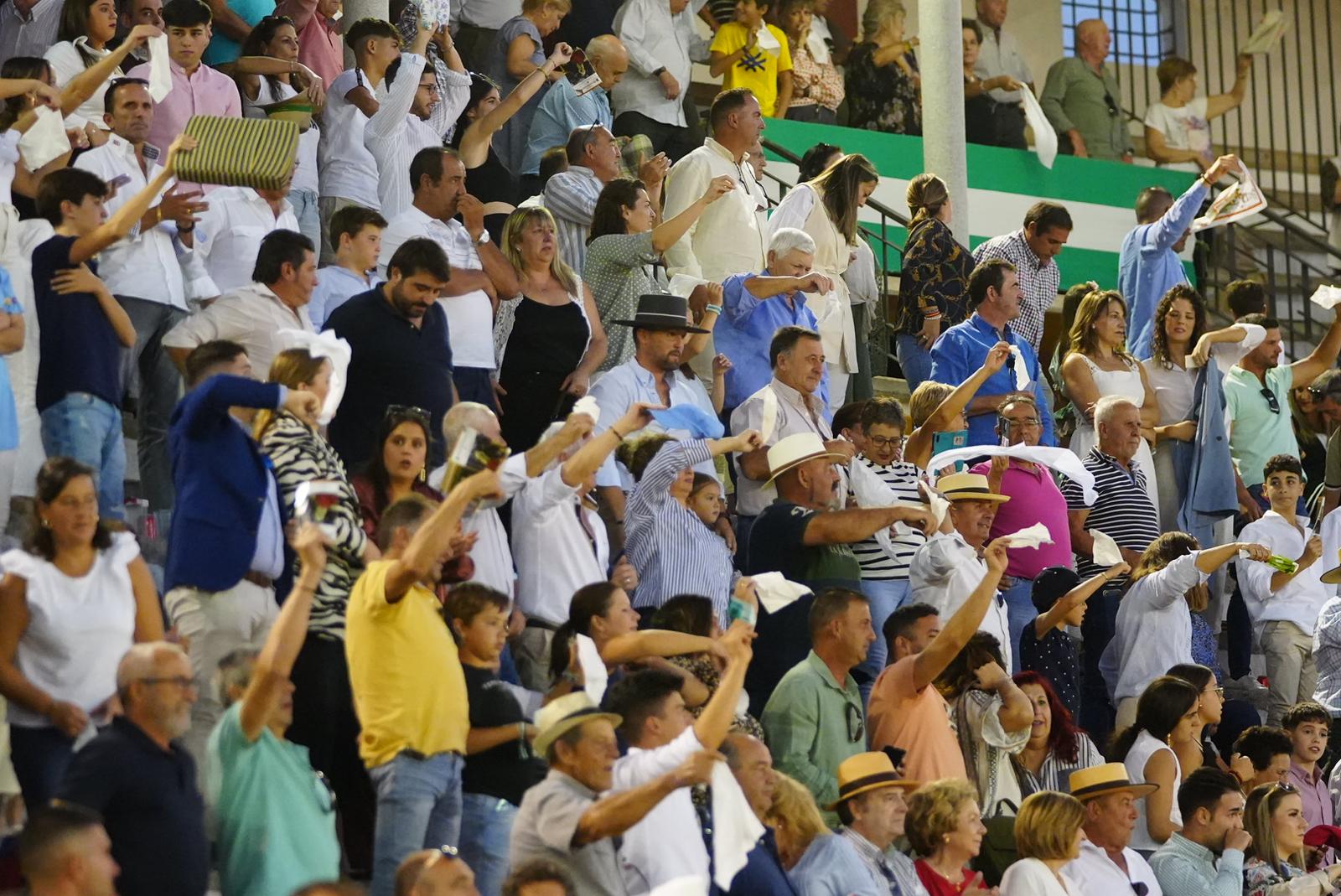 La exitosa corrida de rejones en Pozoblanco, en imágenes