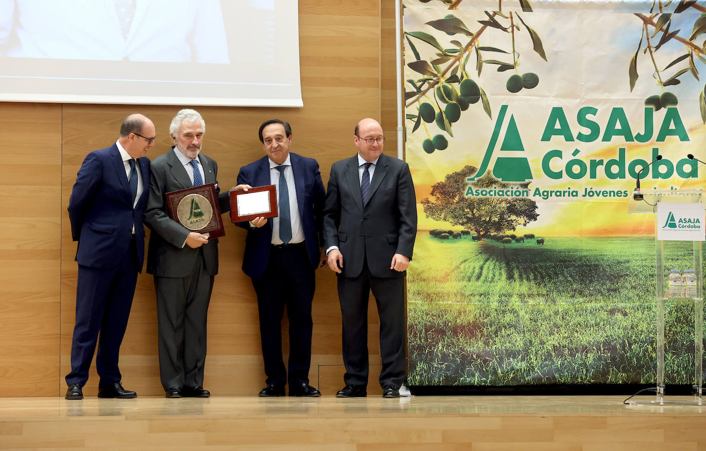 Fotos: El homenaje a Ignacio Fernández de Mesa en Córdoba