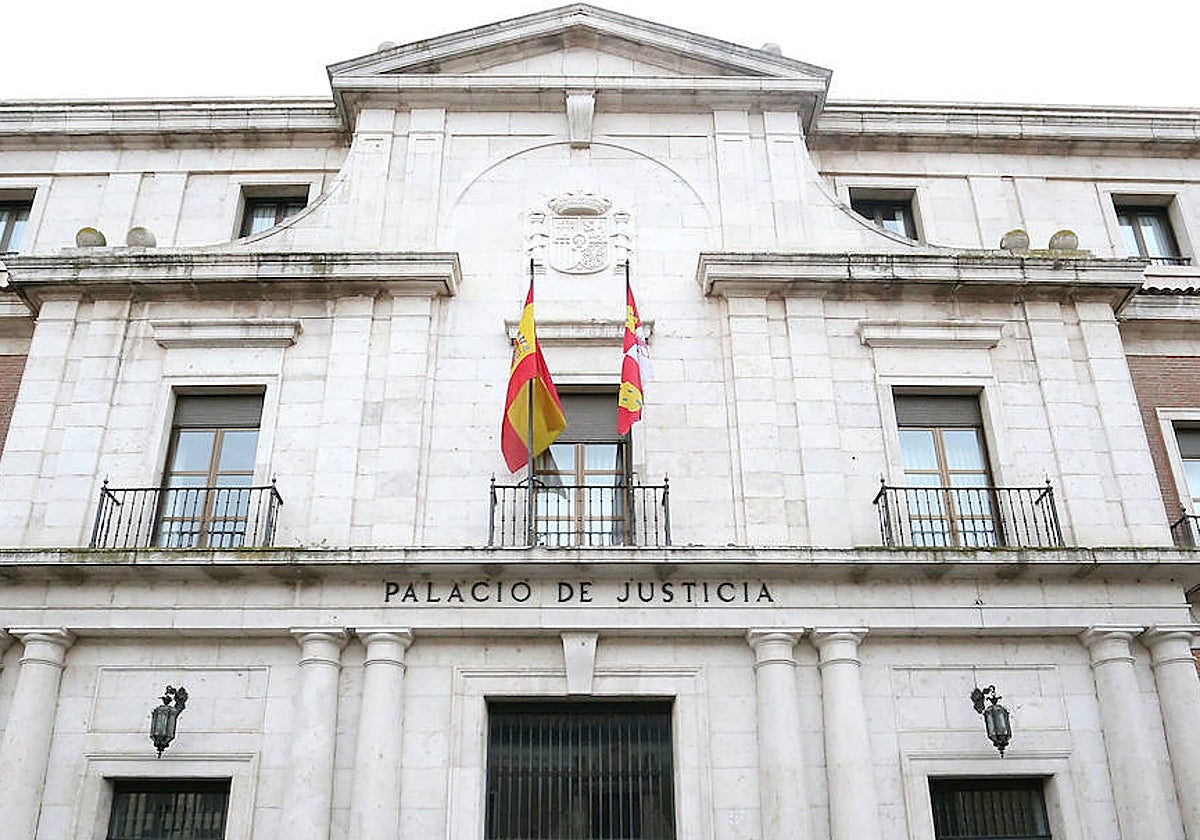 Absuelven de agresión sexual a un hombre que mantuvo relaciones con una menor en un bar de Valladolid