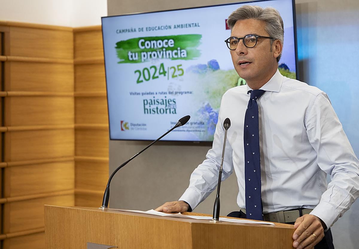 El diputado provincial de Infraestructuras y Sostenibilidad, este lunes presentando 'Conoce tu provincia'