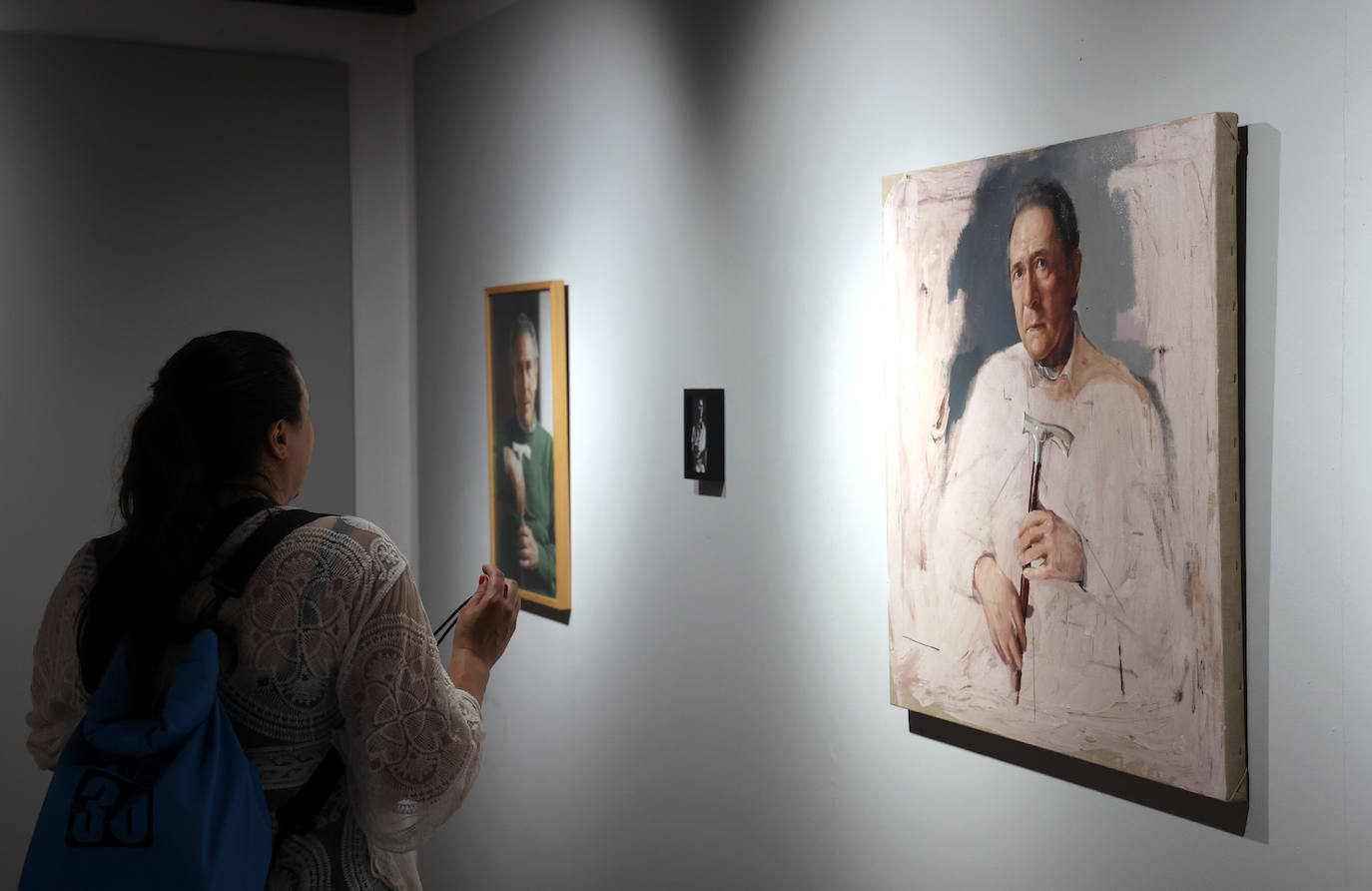 Antonio Gala en &#039;mil retratos y miradas&#039;, exposición en imágenes