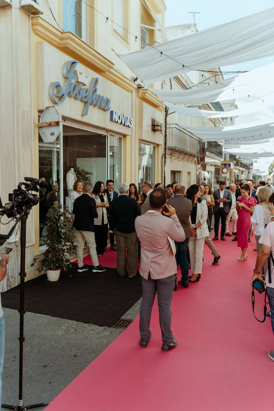 La inauguración de la feria Fuente Palmera de Boda, en imágenes