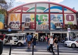 El Mercado de la Cebada, 150 años como 'plaza mayor' de La Latina