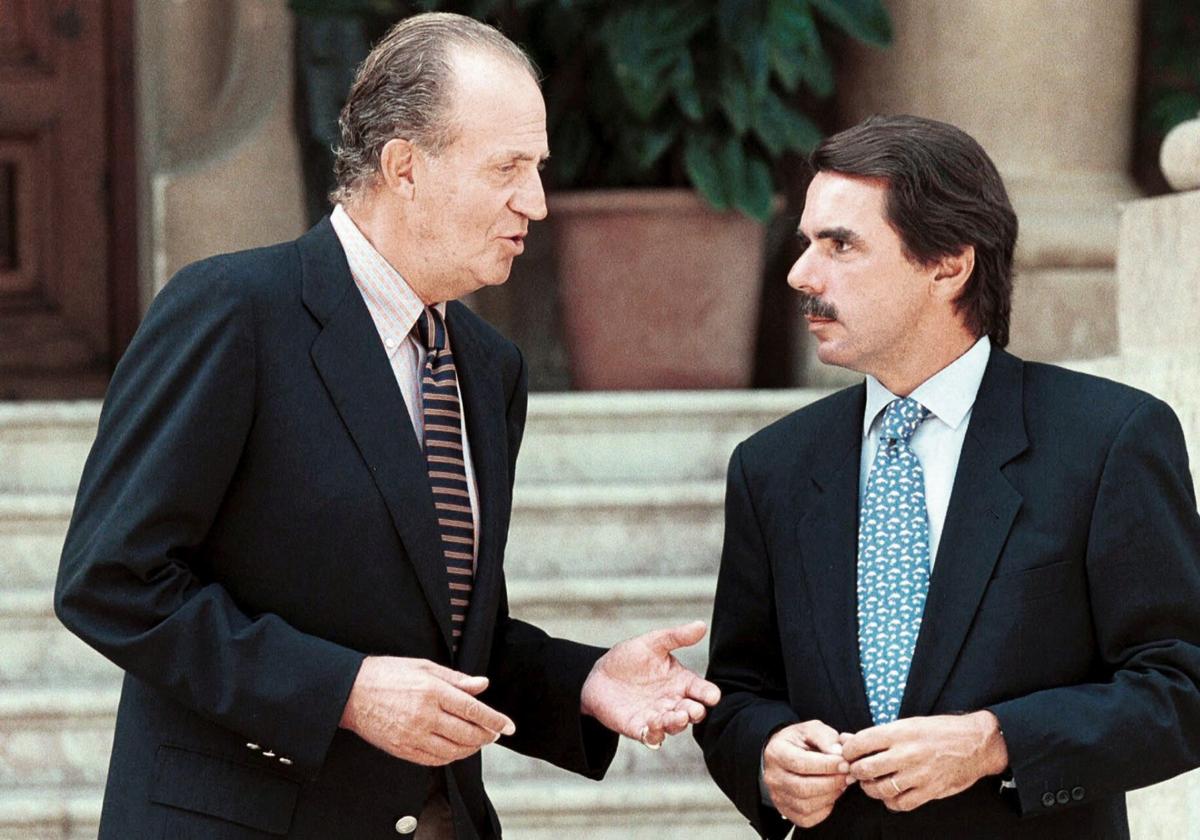 Juan Carlos I y José María Aznar, en una foto de archivo