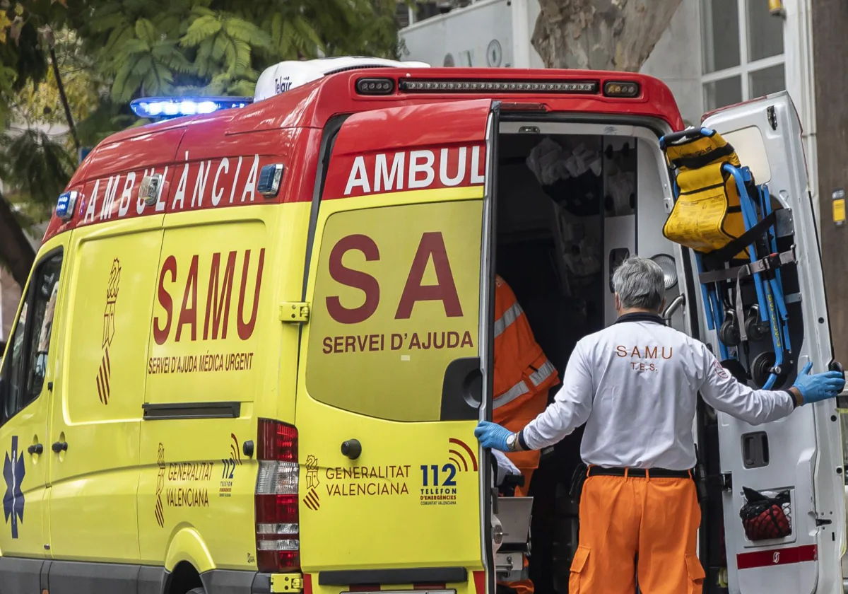 Imagen de archivo de una ambulancia del SAMU