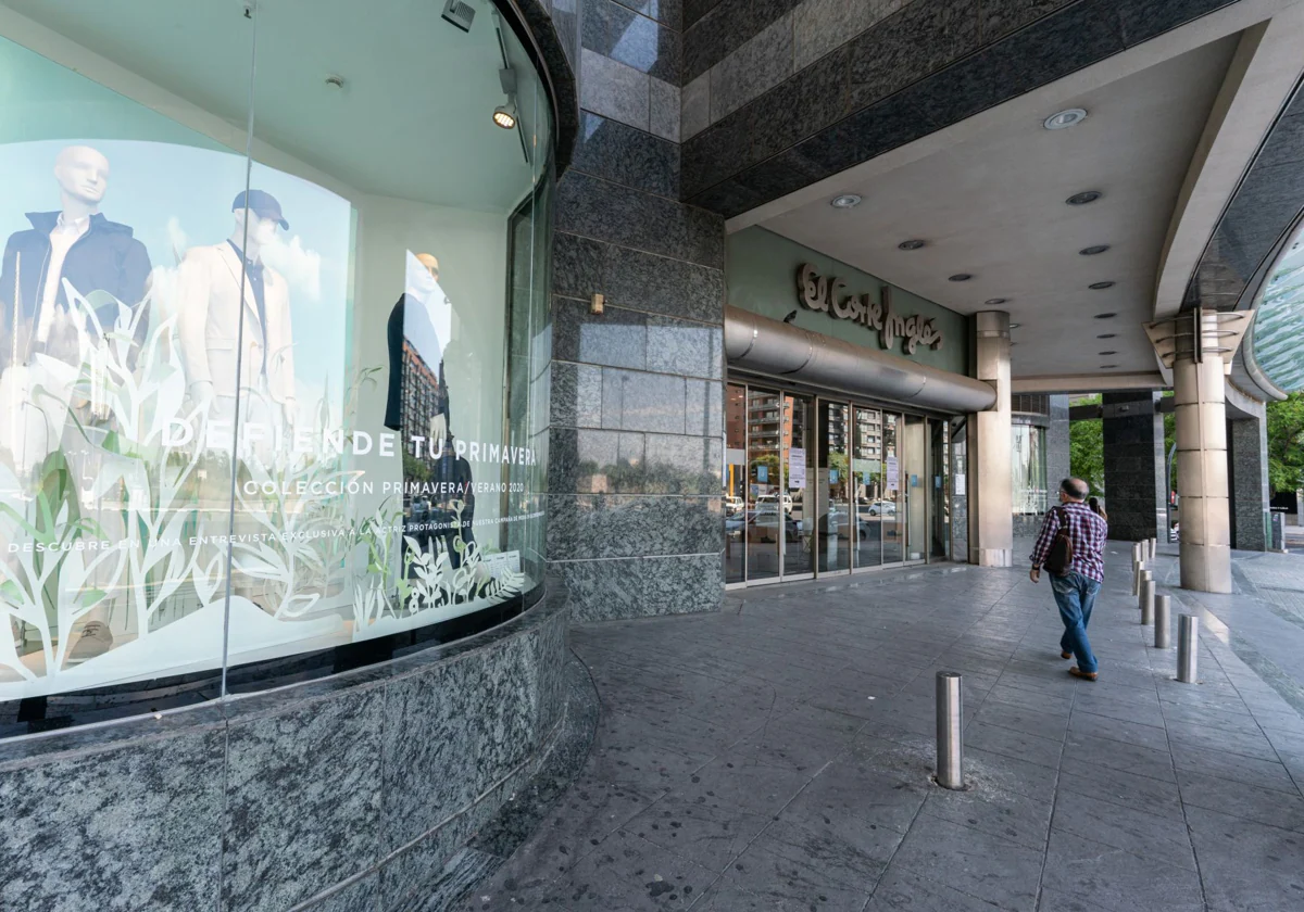 Imagen de archivo de un centro comercial de El Corte Inglés en Valencia