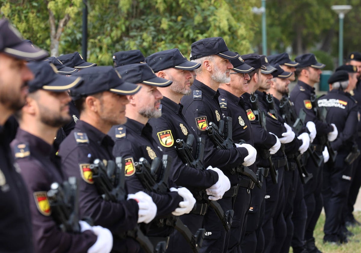 La Policía Nacional celebra en Córdoba la festividad de sus patrones, en imágenes