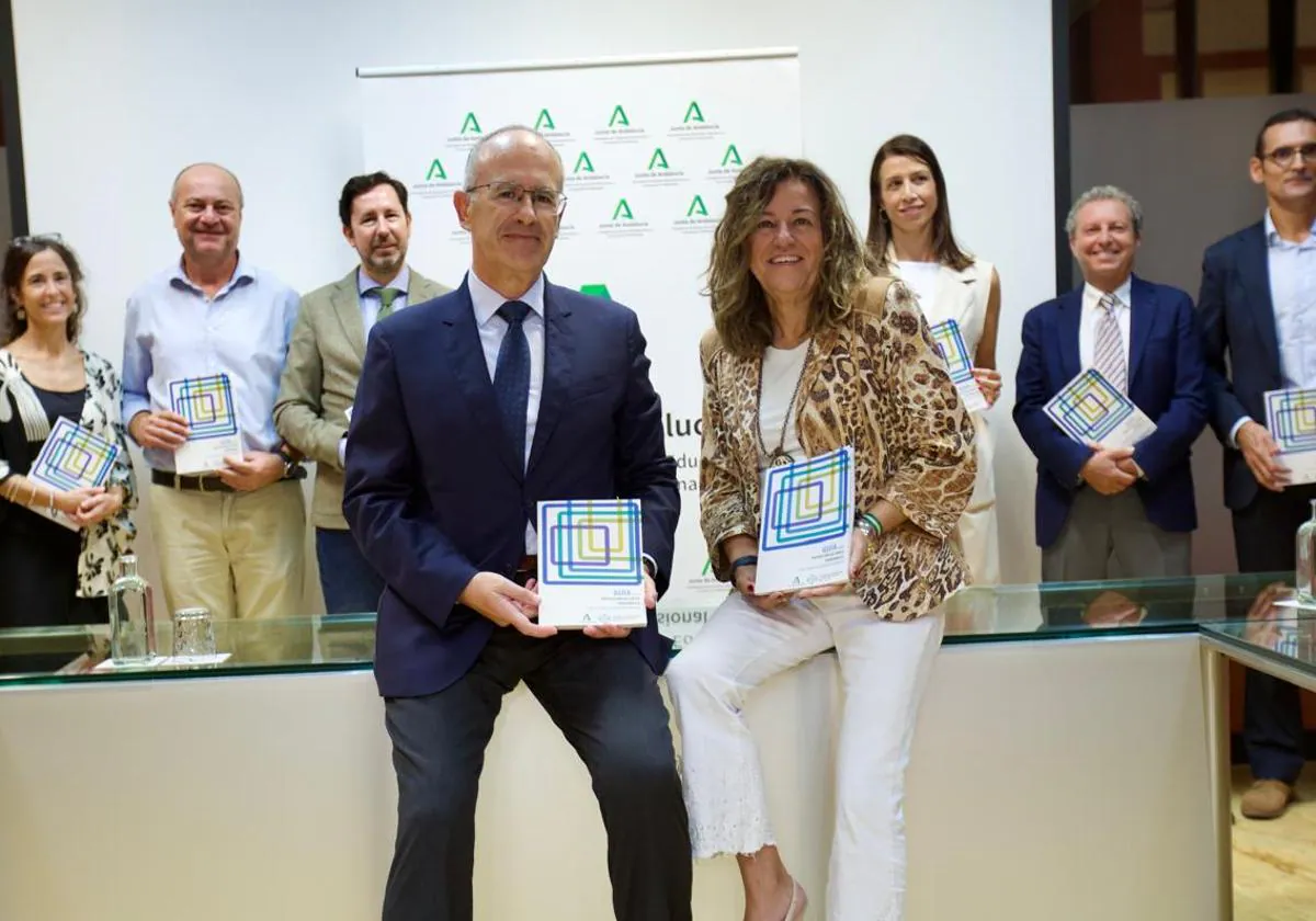 Jímenez y Castillo, en la presentación de la guía