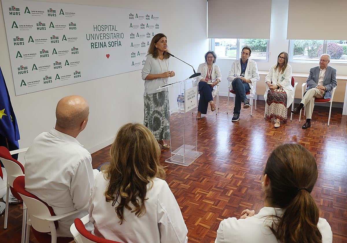 La delegada de Salud interviene en la rueda de prensa de este miércoles