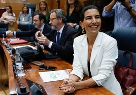 Rocío Monasterio entrega el acta de diputada, tras ser relevada como presidenta de Vox Madrid