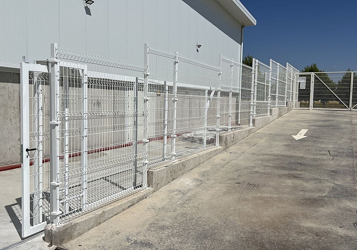 Valla en el colegio 'Rosa Chacel' de Illescas