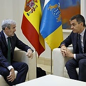 Sánchez se compromete a dar 50 millones a Canarias este mes para hacer frente a la crisis migratoria