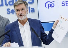 Vázquez dice que al PSOE le ha salido «el tiro por la culata» adelantar su Congreso y que la corrupción le «acorrala»