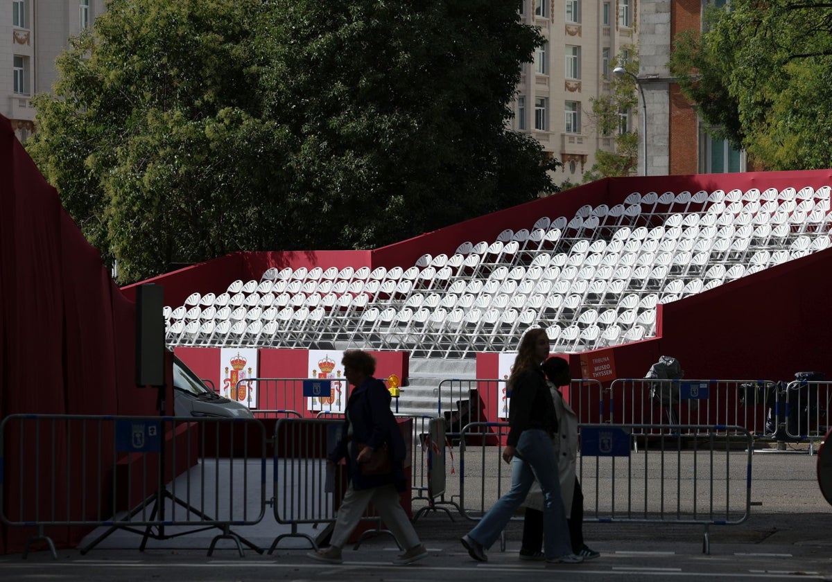 Preparativos del desfile por el Día de la Fiesta Nacional