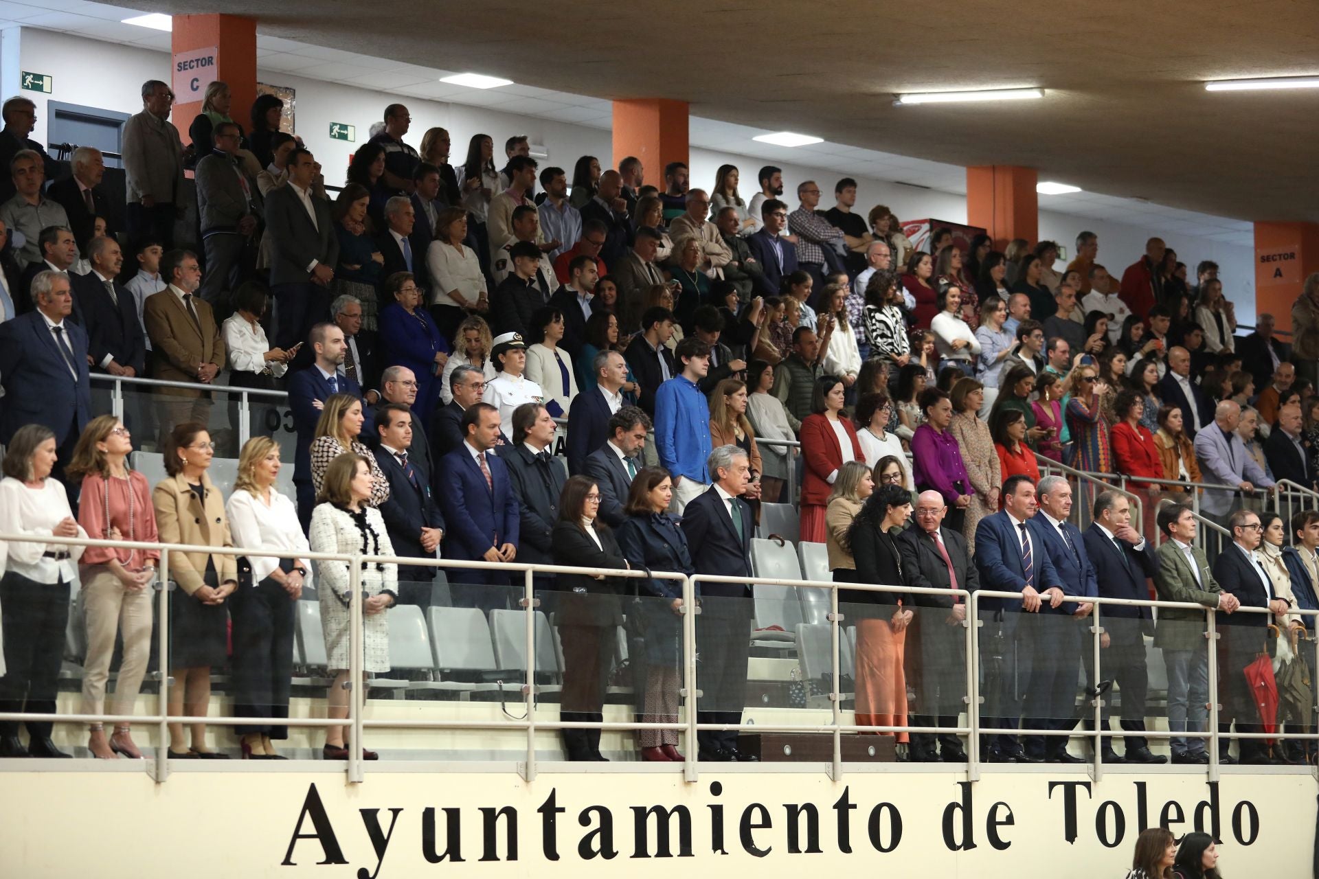 Las imágenes de la fiesta de la Guardia Civil, a cubierto