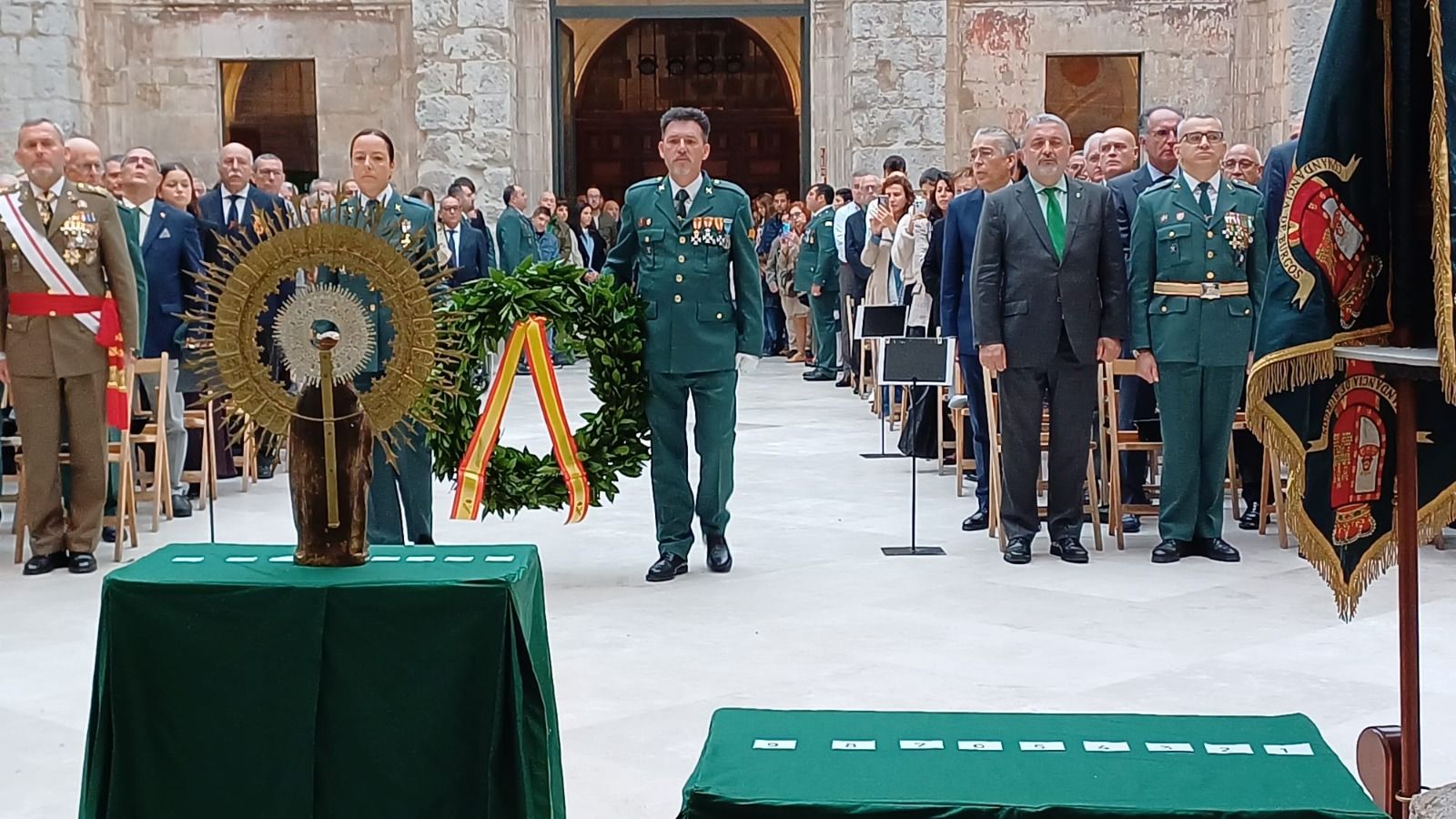 Acto por el día de la Virgen del Pilar en Burgos.