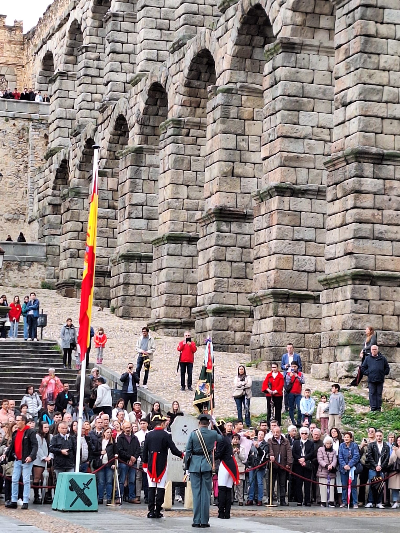 Acto por el día de la Virgen del Pilar en Segovia.