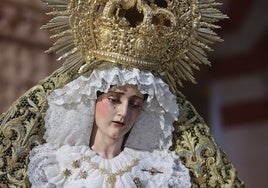 La solemne misa de acción de gracias del Dulce Nombre en la Catedral de Córdoba, en imágenes