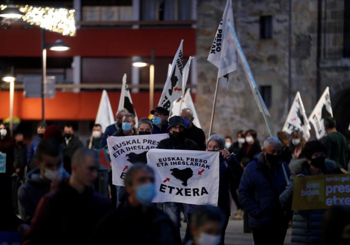 Manifestación de apoyo a los presos de ETA organizada por Sare