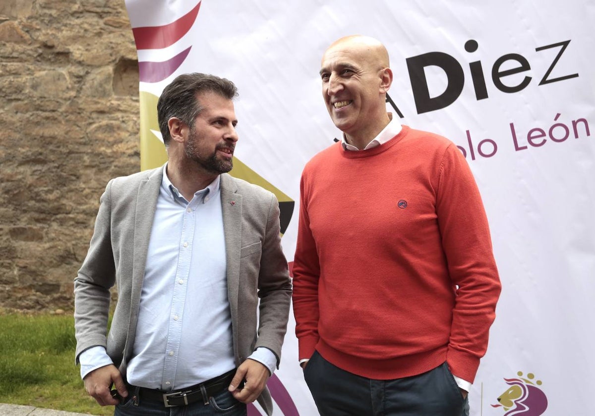 Tudanca, junto a José Antonio Diez, en el acto de cierre de campaña en las últimas elecciones municipales