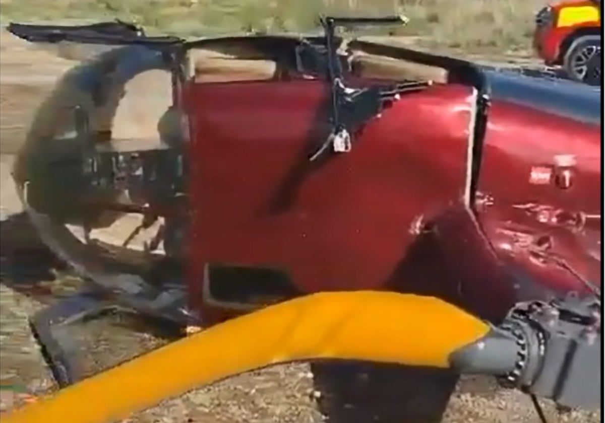 Imagen del helicóptero accidentado difundida en sus redes por el concejal de Seguridad y Emergencias de Castellón, Antonio Ortolá