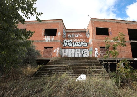 Imagen secundaria 1 - Estado actual de Instituto del Fuego 