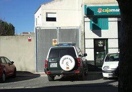 Apuñala y atropella a un repartidor de comida en Cártama para robarle 90 euros