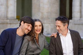 Marques-Marcet levanta el telón de la Seminci con 'Polvo serán', un film en clave musical sobre «la condición de la muerte y la incondicionalidad del amor»
