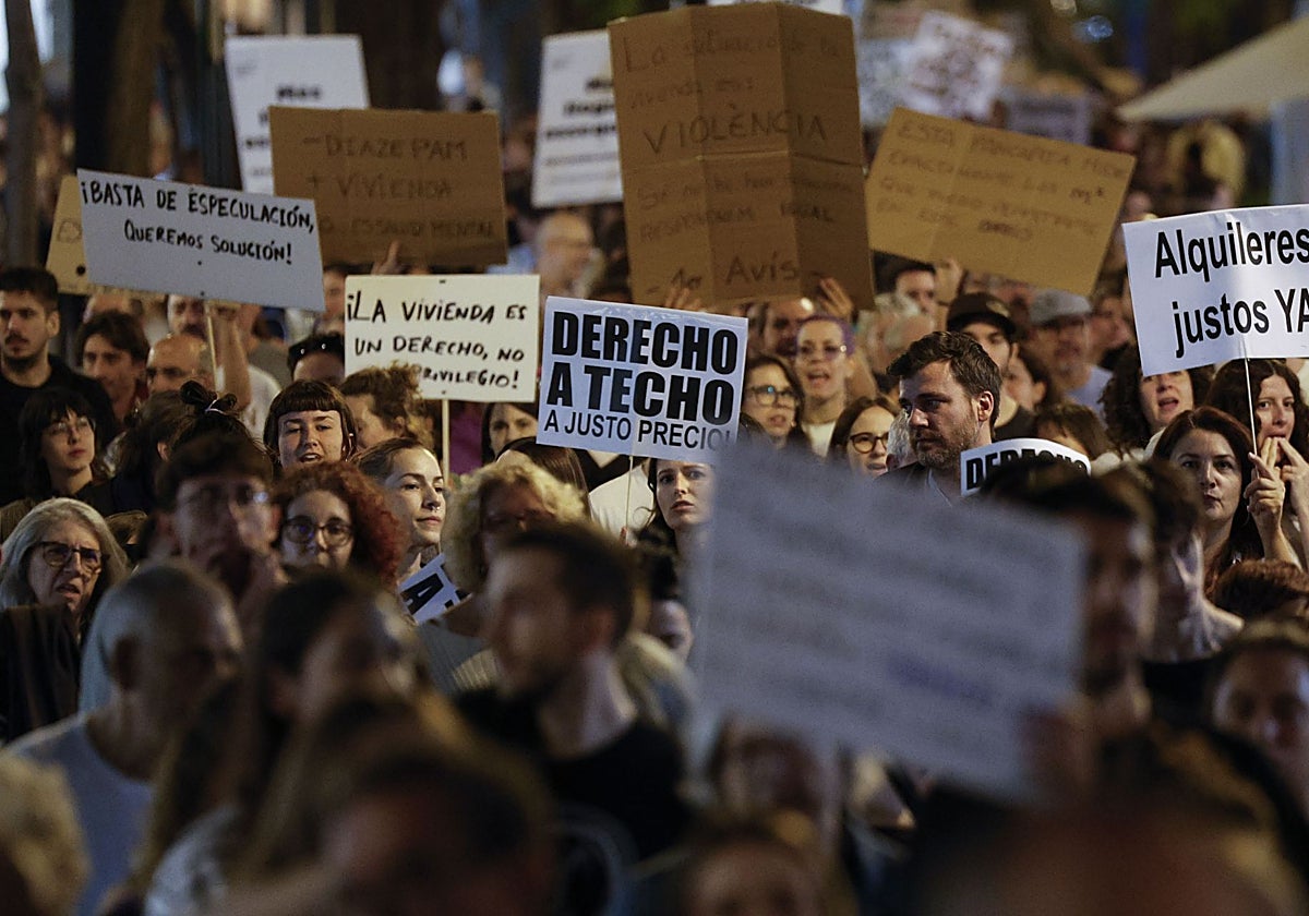 Imagen de la manifestación celebrada este sábado por la tarde en Valencia