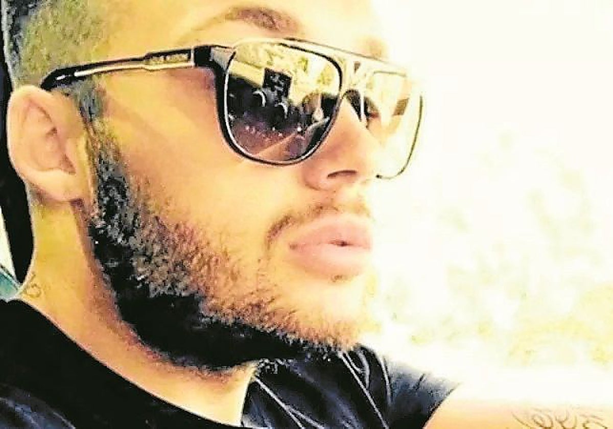 El butronero, al volante, en una de sus últimas imágenes