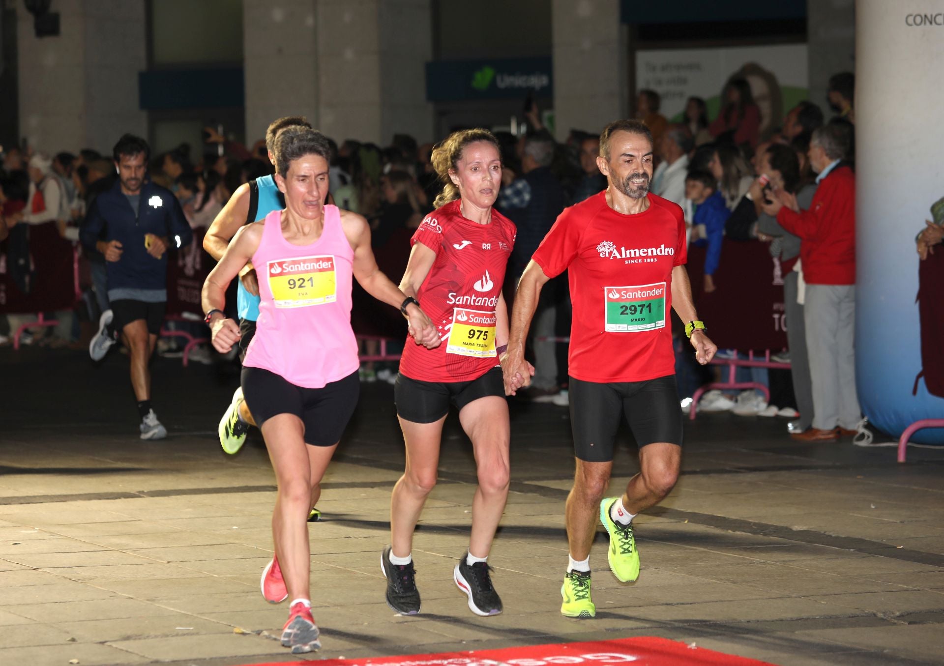 La Carrera Nocturna de Toledo, en imágenes