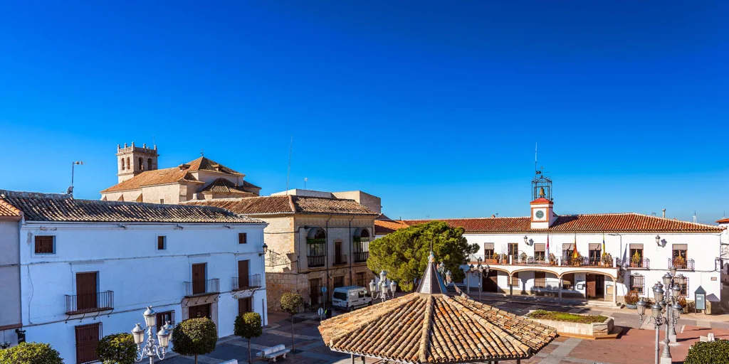 El equipo de gobierno de Villarrubia de Santiago se defiente: «No hemos prevaricado»