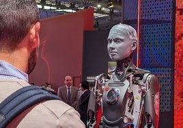 «Los robots todavía necesitan a los humanos para aprender a relacionarse con ellos»