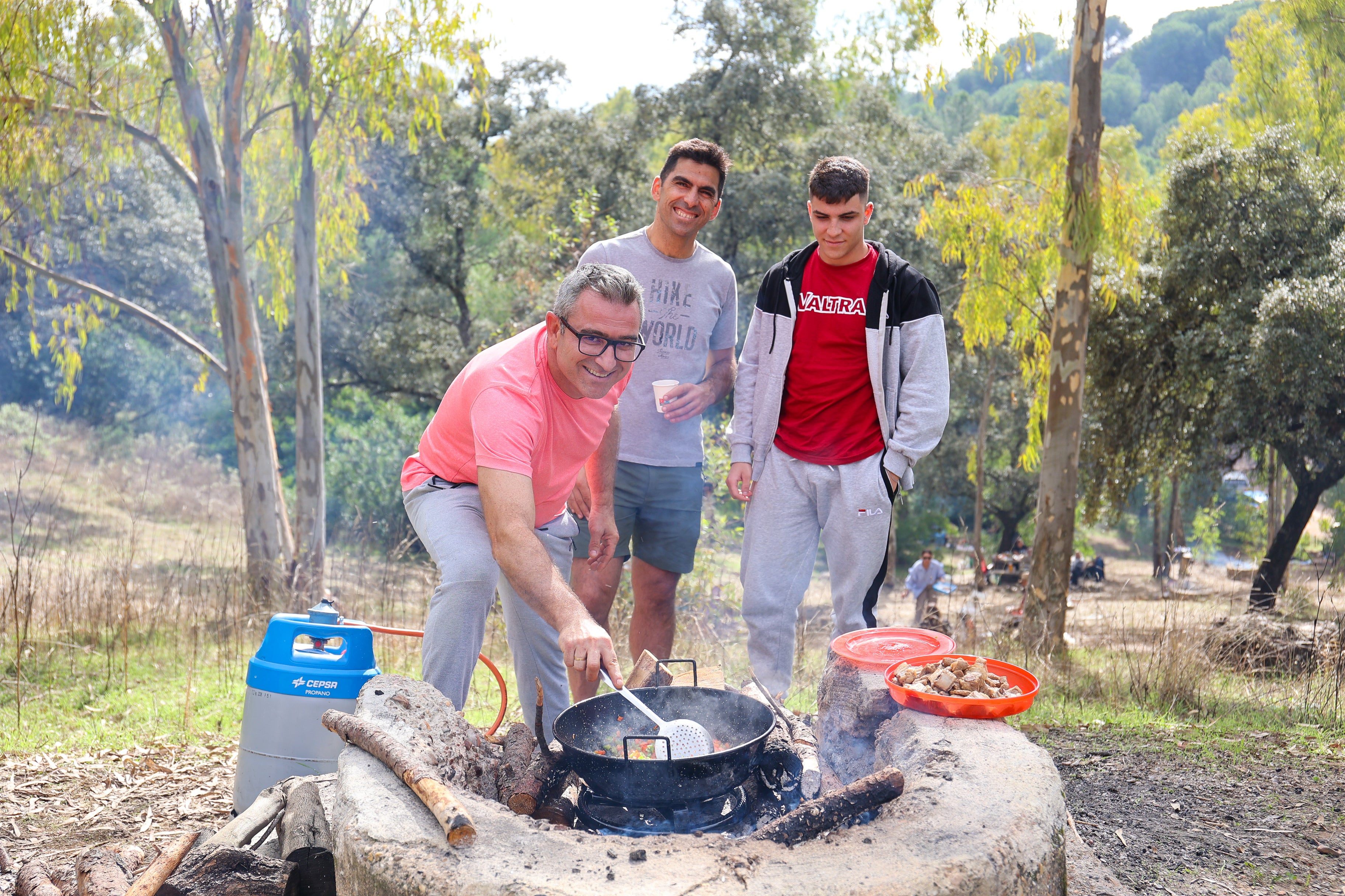 Los inigualables peroles por el Día de San Rafael en Córdoba, en imágenes