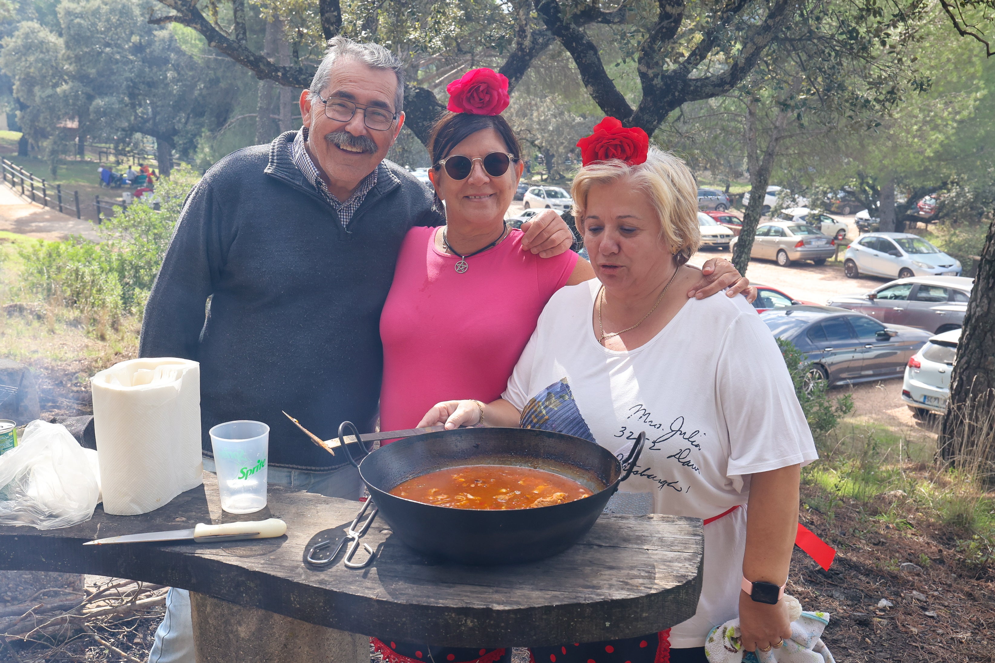 Los inigualables peroles por el Día de San Rafael en Córdoba, en imágenes