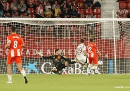 3-1: El Albacete perdona al Almería en la primera parte y lo paga caro en la segunda