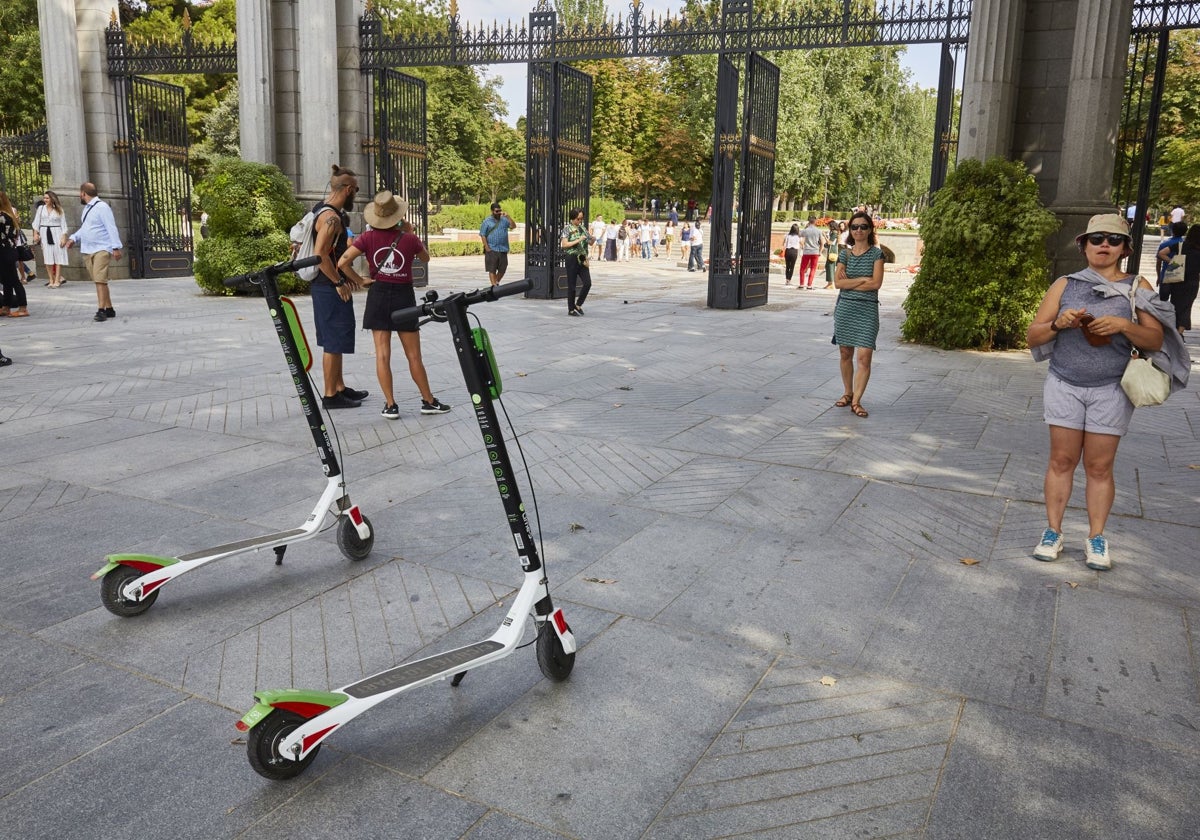 Patinetes eléctricos de alquiler por minutos de la empresa Lime