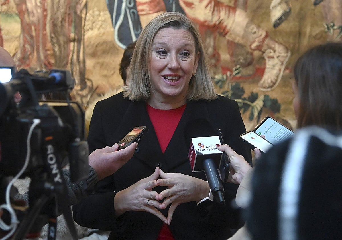 La vicepresidenta de la Junta y consejera de Igualdad, Isabel Blanco, este sábado en la jornada ‘Mujer y liderazgo: el asociacionismo como herramienta dinamizadora’.